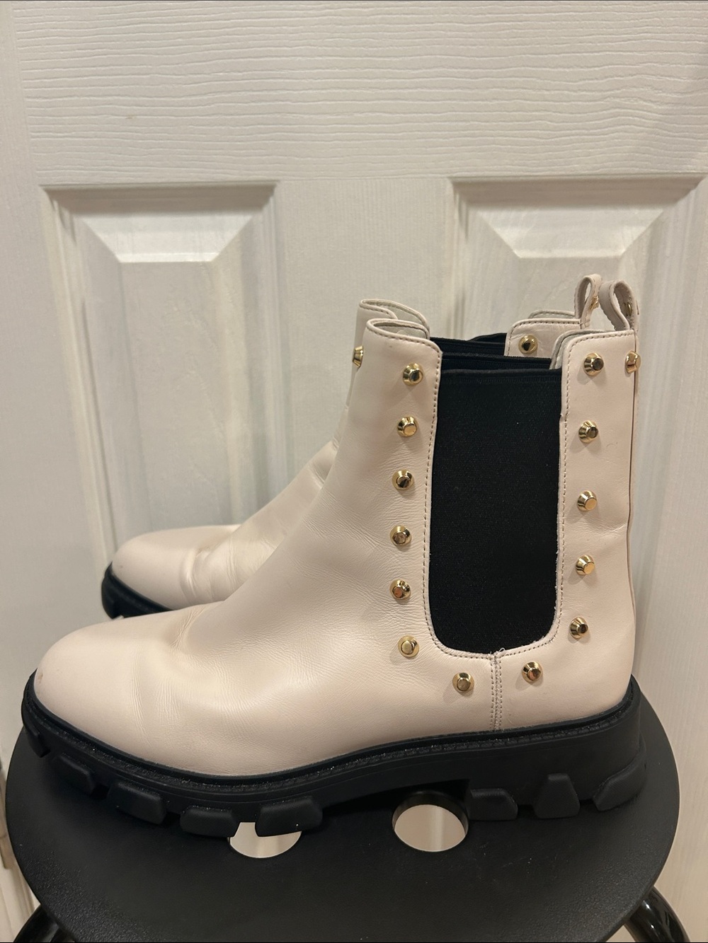 Michael Kors Chelsea Boots Size 8